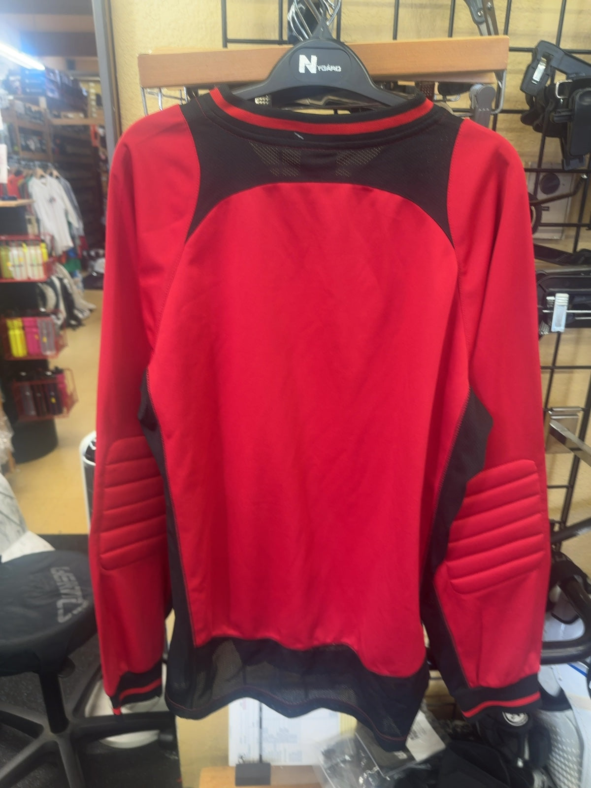 Eletto Soccer Goalie Jersey - Red/Black - Senior Medium
Brand new with tags