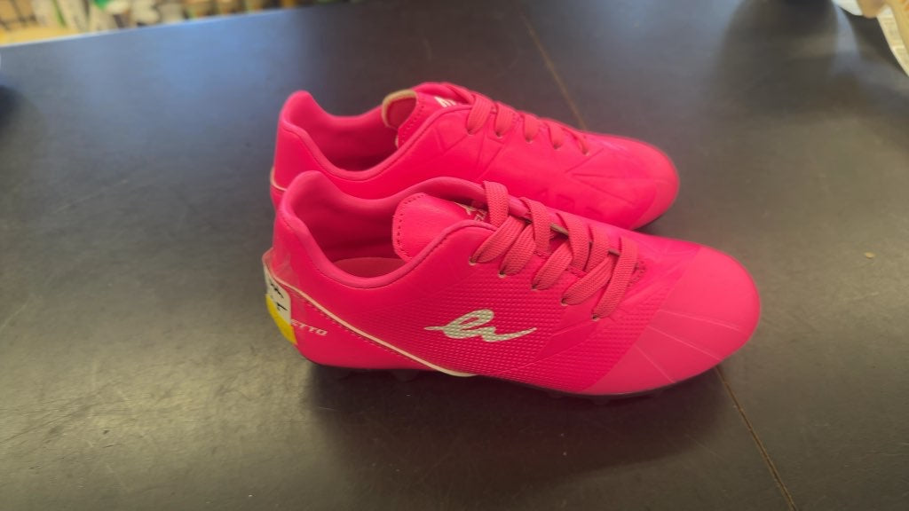 Eletto Youth Soccer Cleats - Pink - Size 13.5