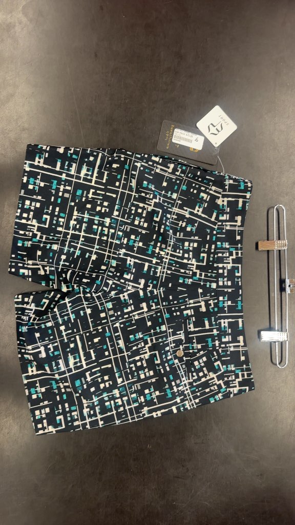 EP Sport Women's Golf Shorts Geometric Pattern NWT Size 6