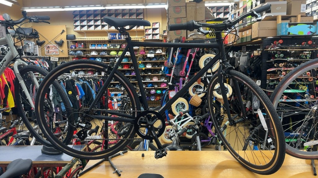 Evolution Pixel 7 Road Bike Matte Black New 54cm