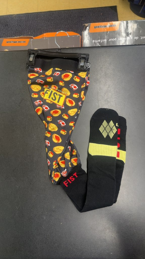 FIST Maddo Smash Forth Moto Sock + Knee Brace Sleeve Black Large-New