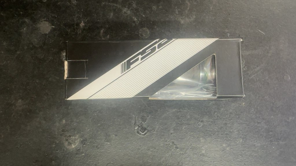 FSA Bottom Bracket 24mm New In Box