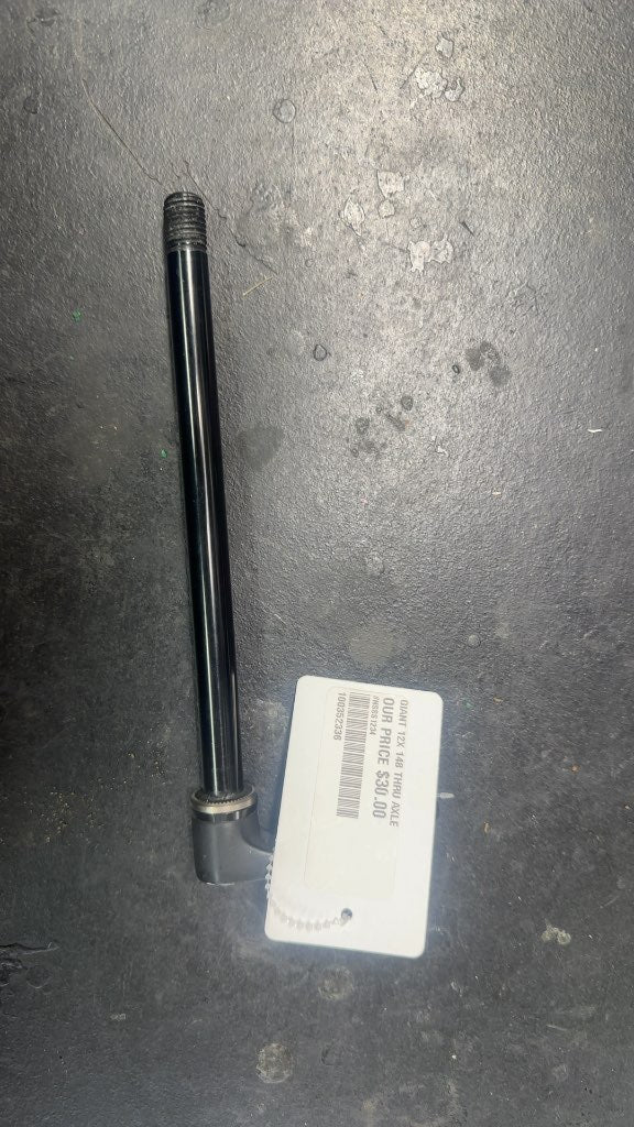Giant 12x148 Thru Axle Black-New