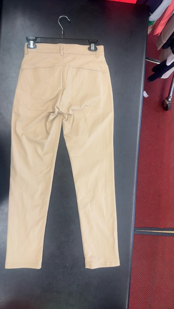 Golfino Women's Golf Pants Beige with Navy Stripes NWT Size 32
