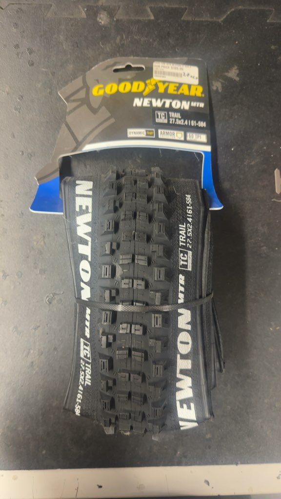 Goodyear MTB Tire Newton MTR Trail Tubeless Complete New 27.5x2.4