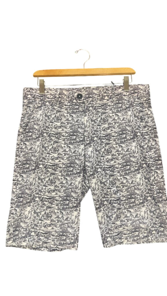 Greyson Golf Shorts Peaks & Parks Arctic Toile New With Tags Size 32