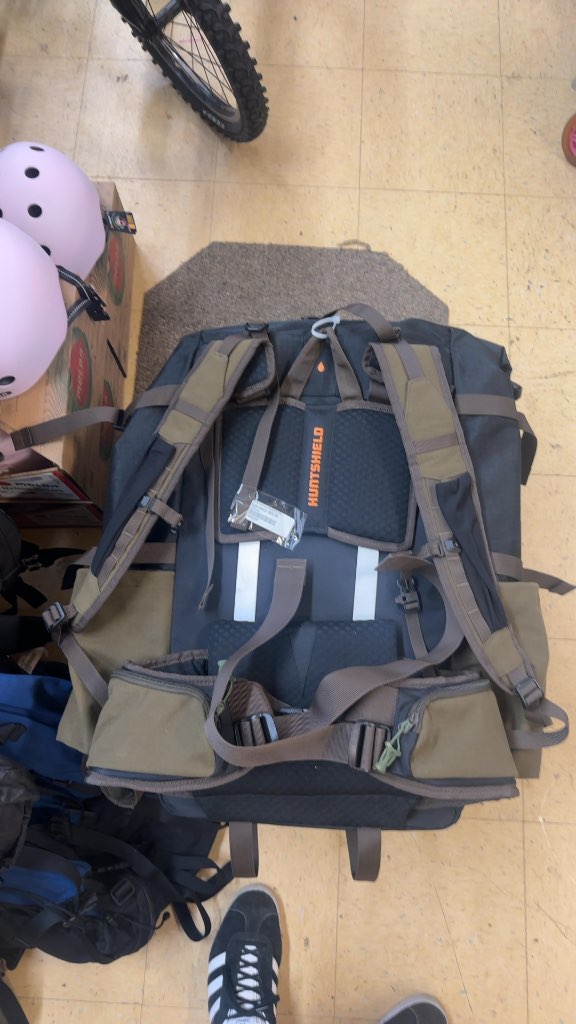 Huntshield 60L Hunting Backpack Olive/Black Good Condition
