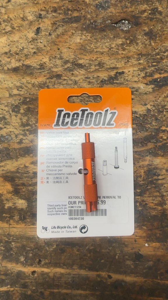 IceToolz Valve Core Tool 66V1 New Orange