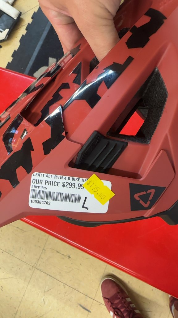 Leatt All MTN 4.0 Bike Helmet - Large - Red Camo brand new