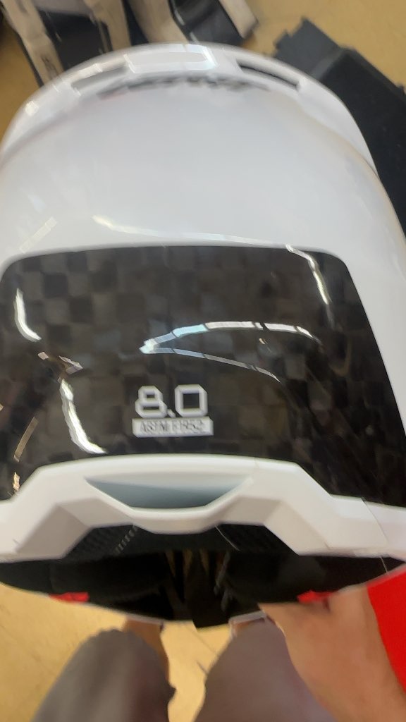 Leatt Gravity 8.0 MTB Helmet - White/Black - XL brand new