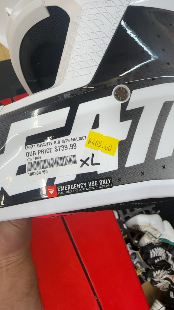 Leatt Gravity 8.0 MTB Helmet - White/Black - XL brand new