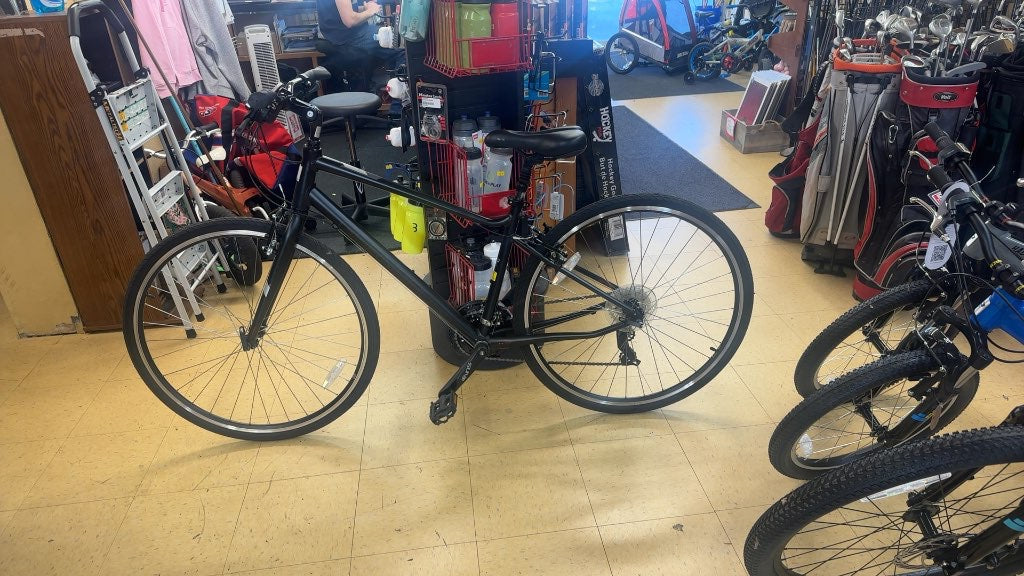 Louis Garneau 700C Hybrid Bike - Black - Good Condition