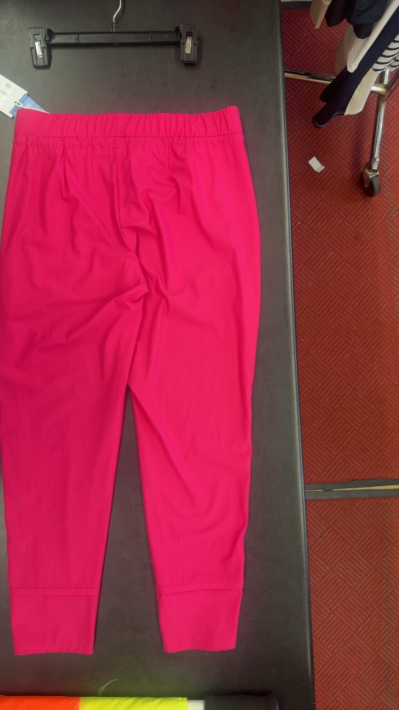 MAC Jeans Future Concept Women's Golf Pants Pink NWT Size 40
