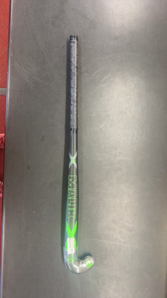 Malik Slam J Field Hockey Stick Excellent Condition 33.5"