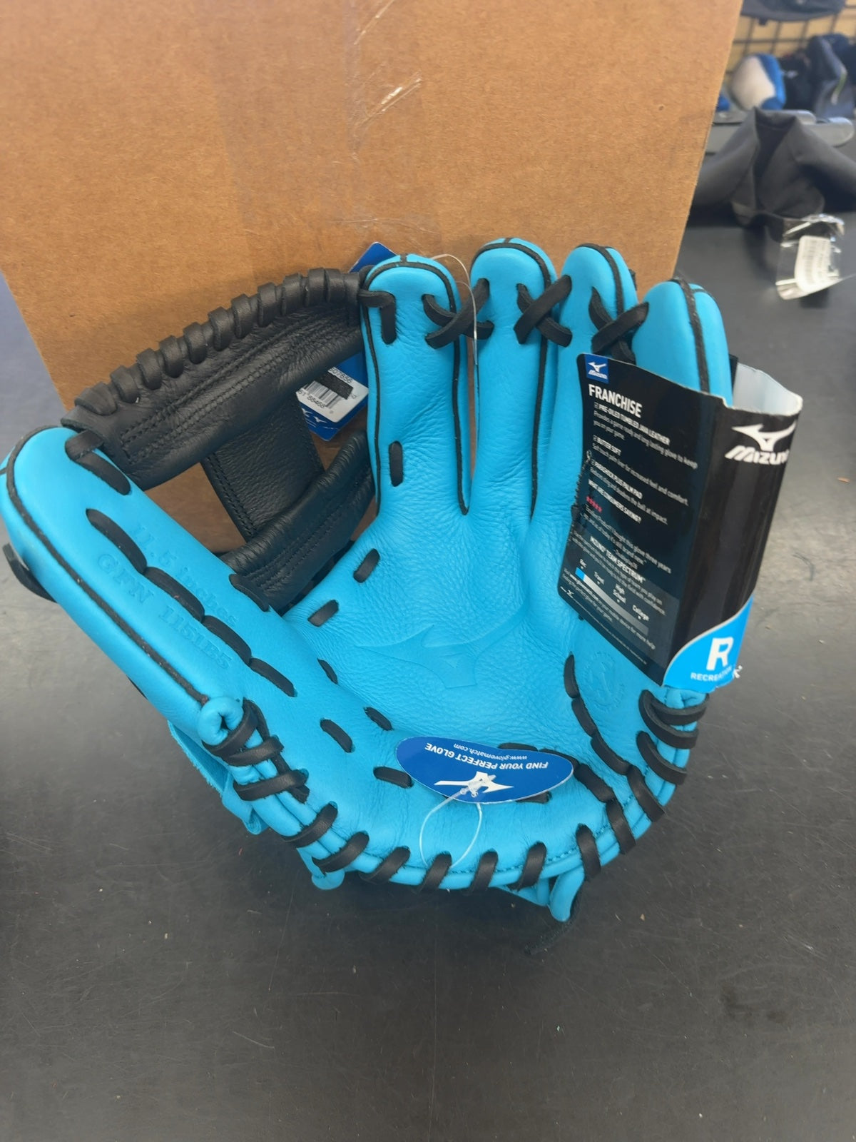 Mizuno Franchise 11.5" Baseball Glove - GFN 1151B5 - Cyan/Black