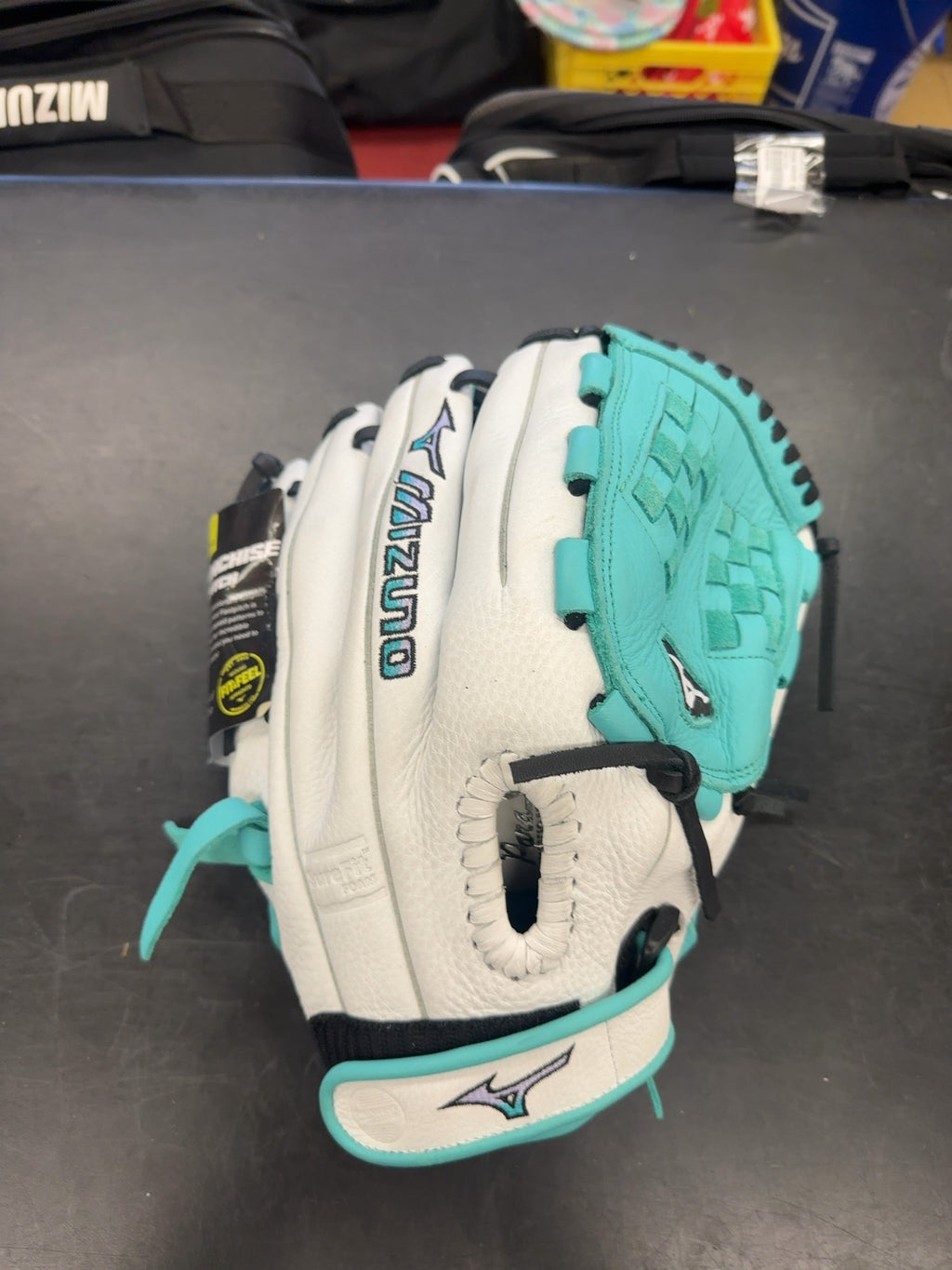 Mizuno Franchise Fastpitch 12" Softball Glove - GFN1201F5