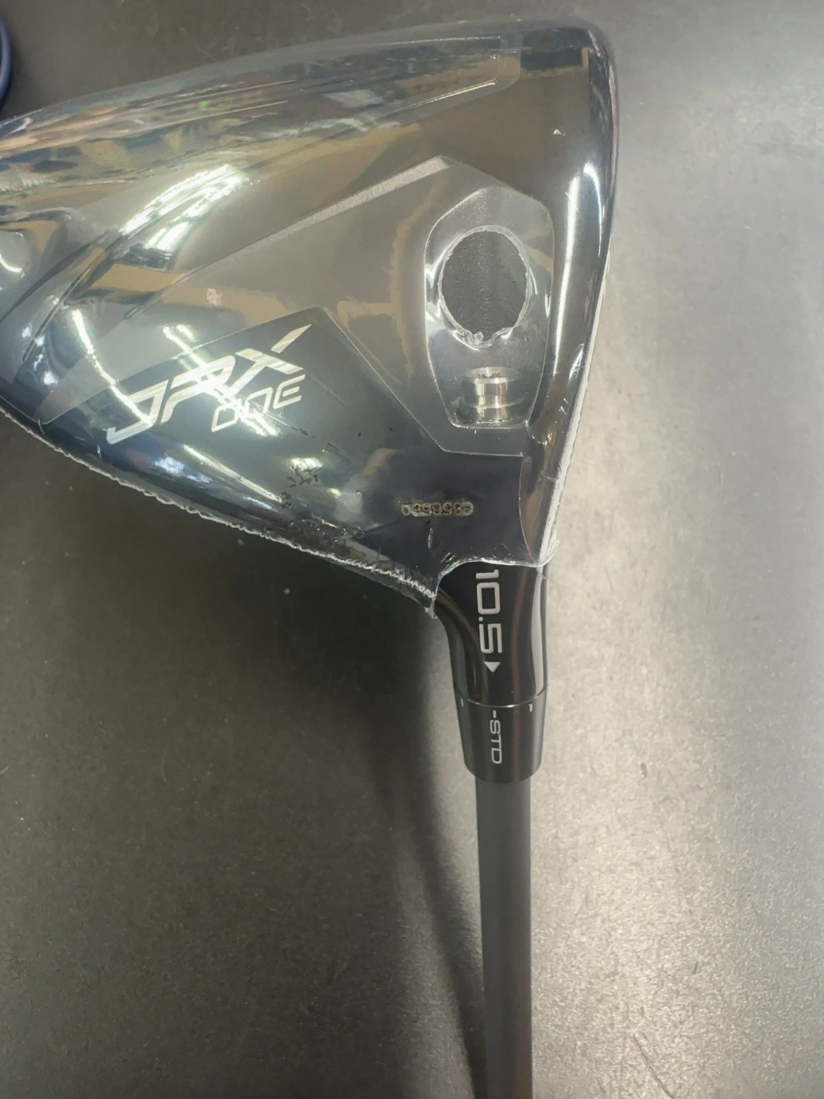 Mizuno JPX ONE Driver 10.5° with Mitsubishi Tensei 1K Blue Stiff Flex Shaft
Brand new in wrapper with head cover