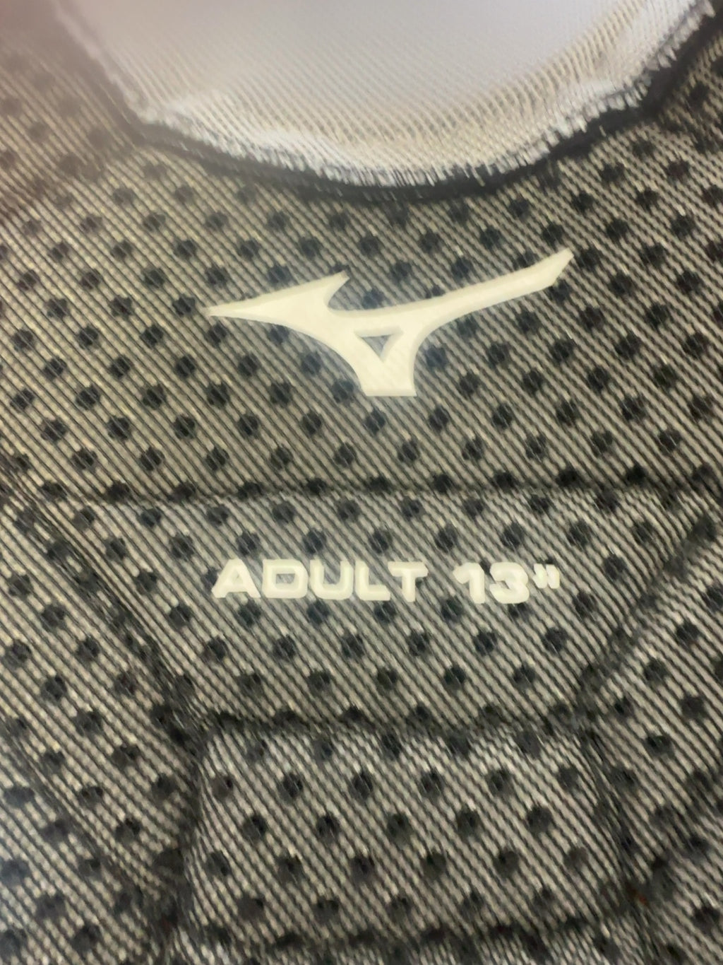 Mizuno Samurai Catcher's Chest Protector - Adult 13"