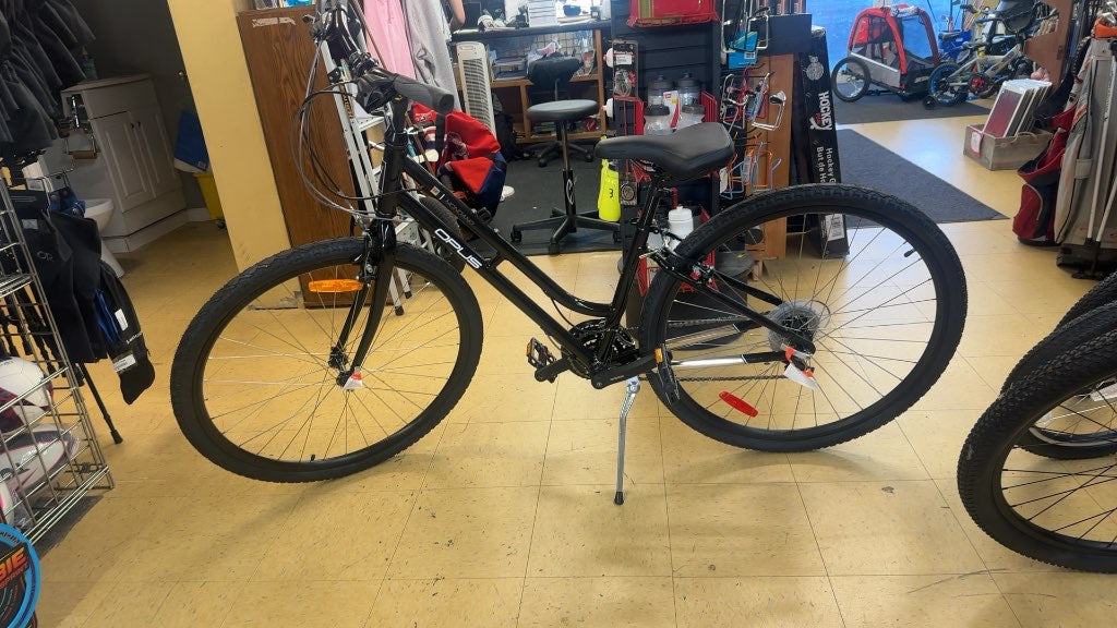 Opus Mondano Hybrid Bike Black Excellent Condition XS