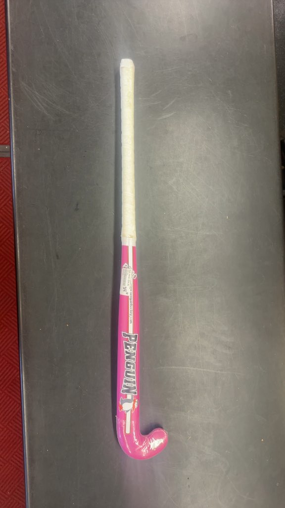 Penguin Field Hockey Stick P200 Pink 34"