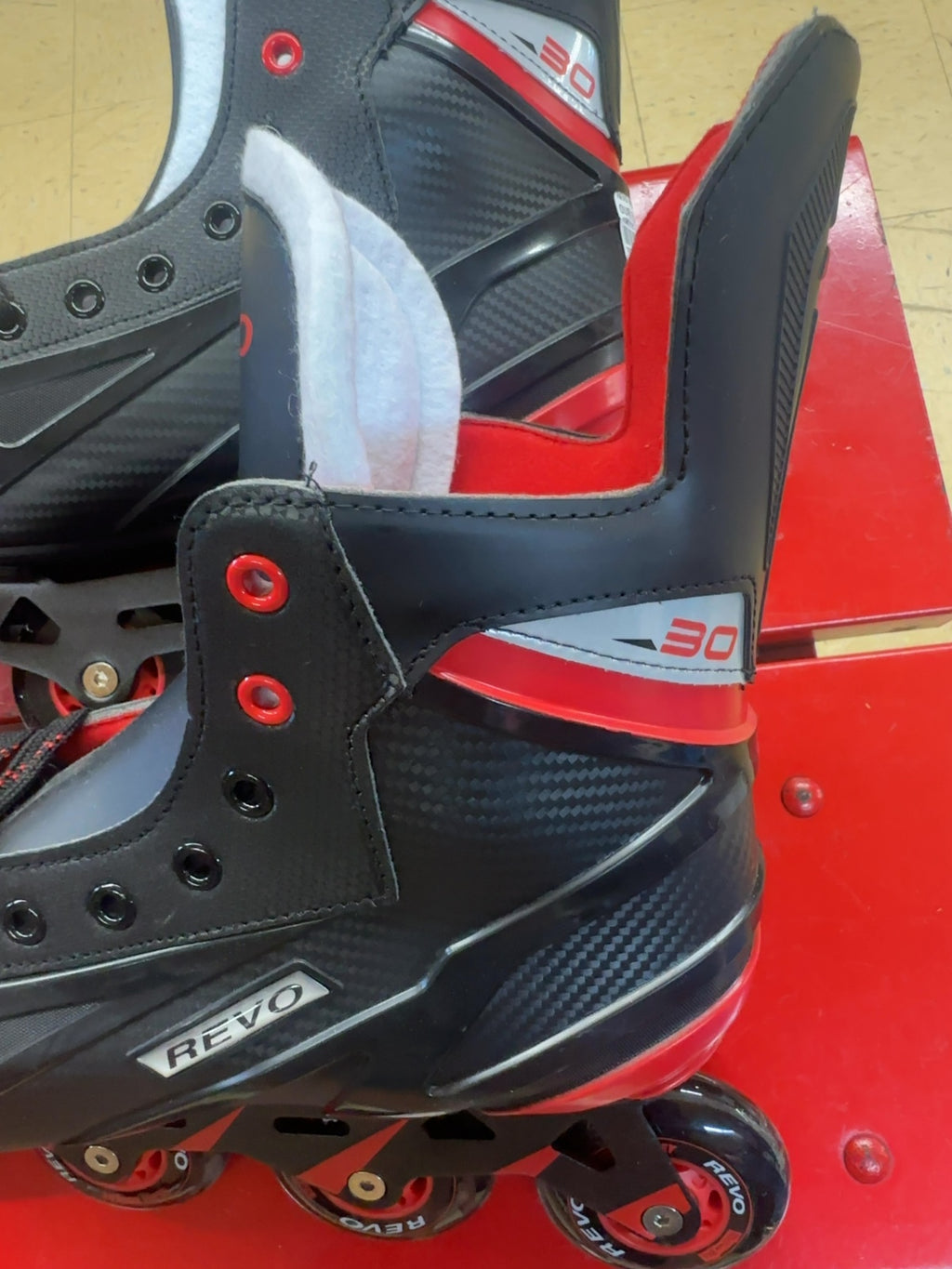 REVO 30 Senior Inline Skates - Size 11