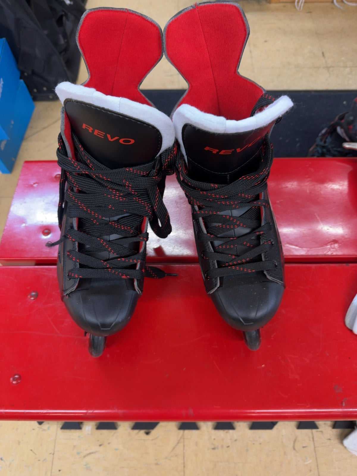 Revo RS-30 Senior Inline Skates - Size 8