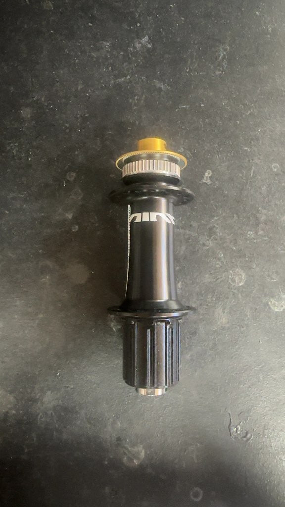Shimano Saint Rear Hub FH-M825 150x12mm New