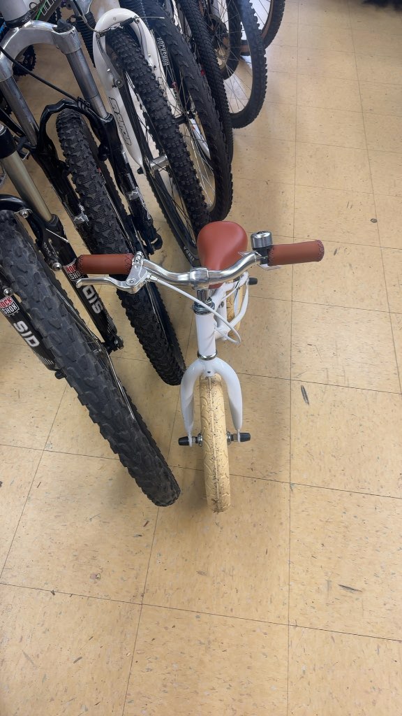 Spoke & Pedal Run Bike White Balance Bike-Brand new