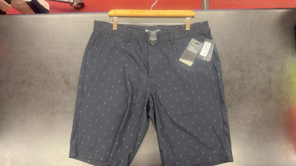 TravisMathew Golf Shorts Prestige Lifestyle Performance Navy Blue NWT Size 36