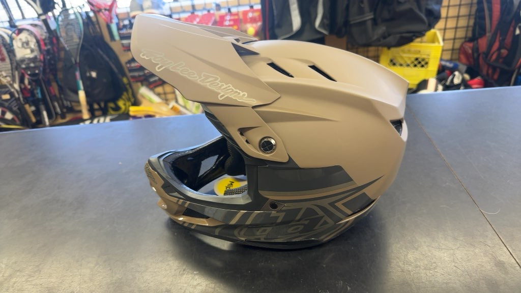 Troy Lee Designs Full Face Helmet D4 MIPS New LG