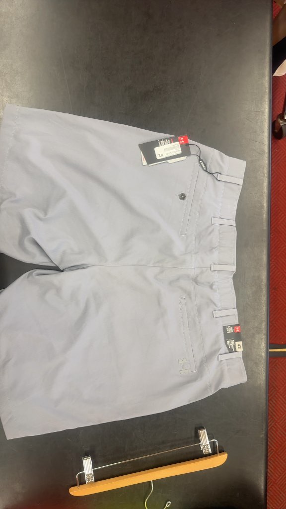 Under Armour HeatGear Golf Shorts Grey New With Tags Size 42