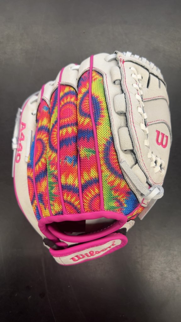 Wilson A440 Flash Fast Pitch Softball Glove Tie-Dye New with Tags 11"