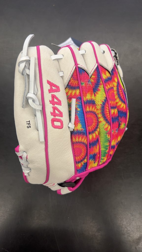 Wilson A440 Flash Fast Pitch Softball Glove Tie-Dye New with Tags 11"