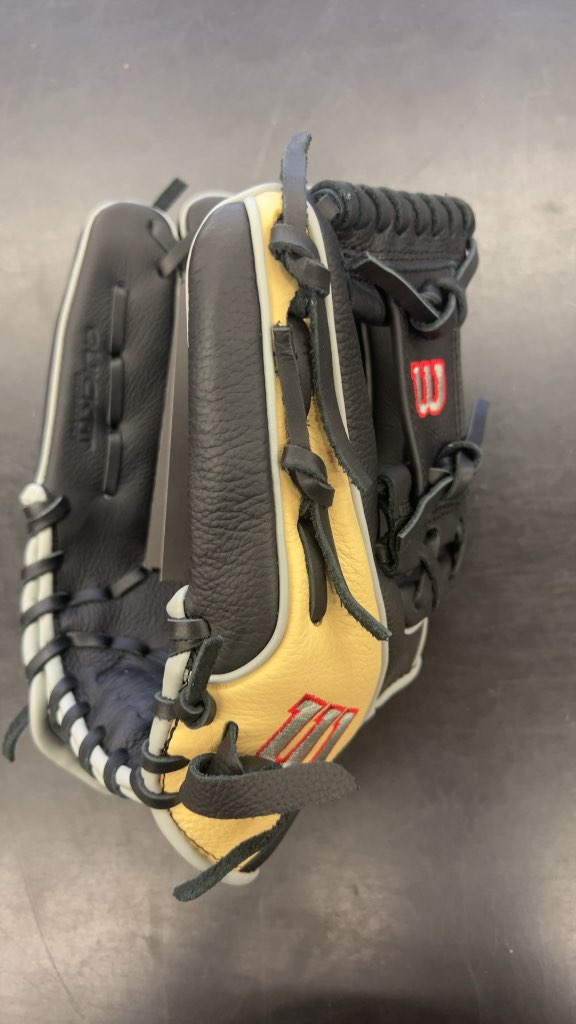 Wilson Baseball Glove A500 All Position LHT New 11.5"